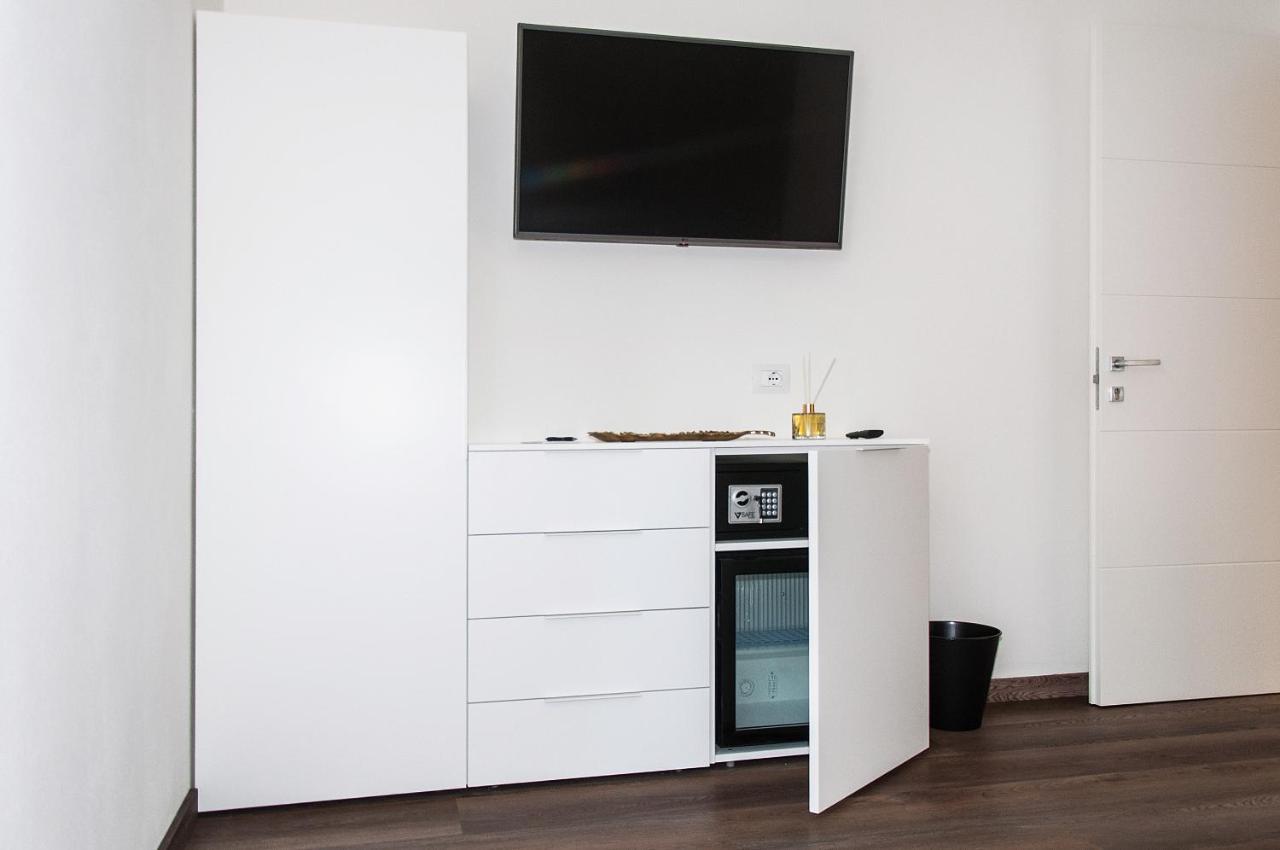 Homy Bnb Empoli Exterior foto