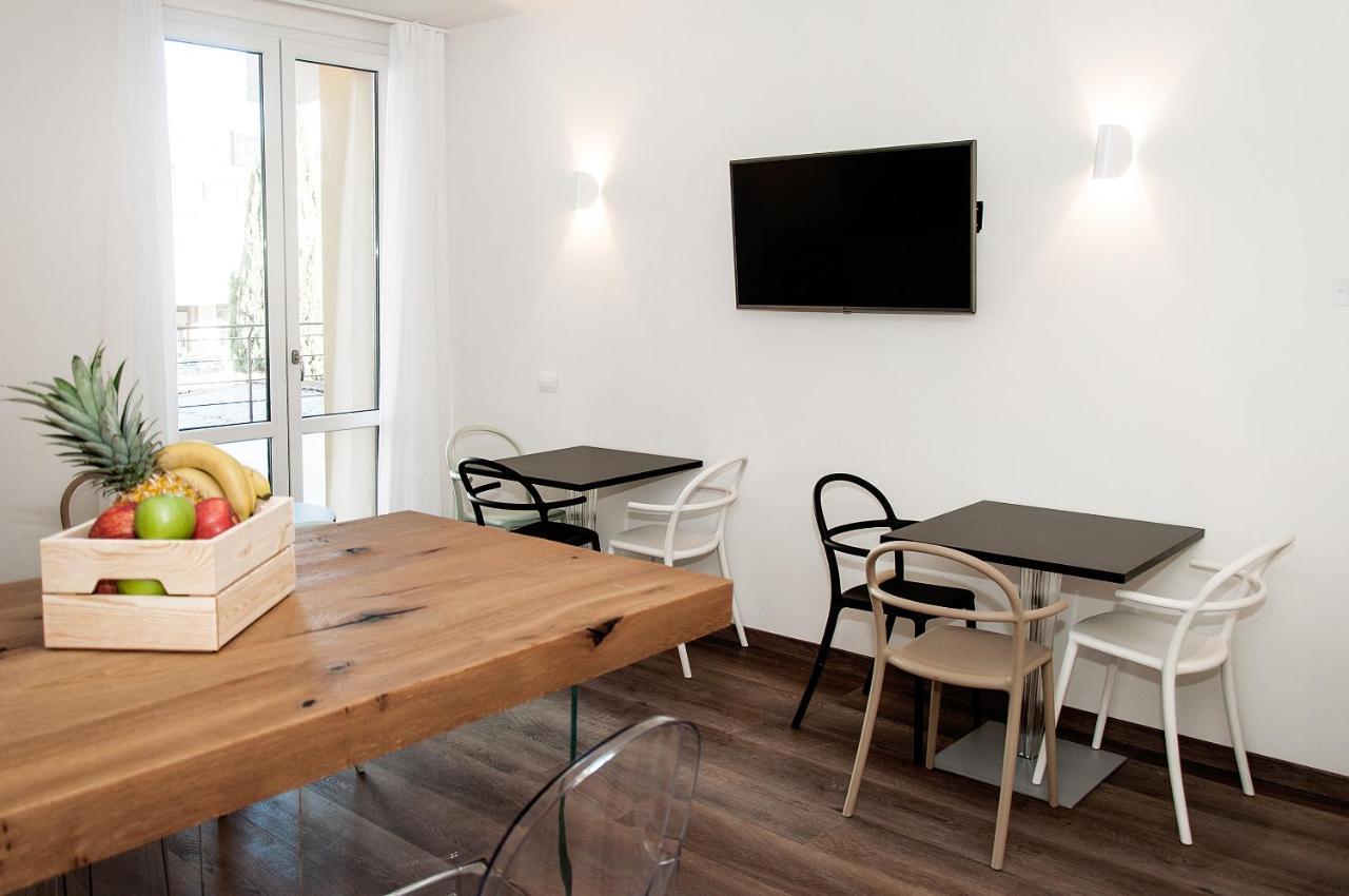 Homy Bnb Empoli Exterior foto