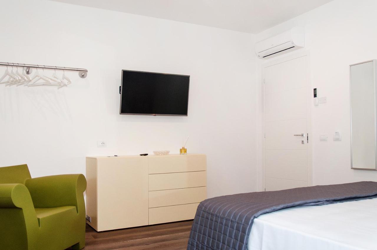 Homy Bnb Empoli Exterior foto